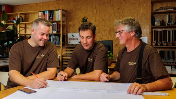 Planung bei der Schreinerei Okaty in Eltville